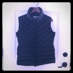 H&M Black puffer vest